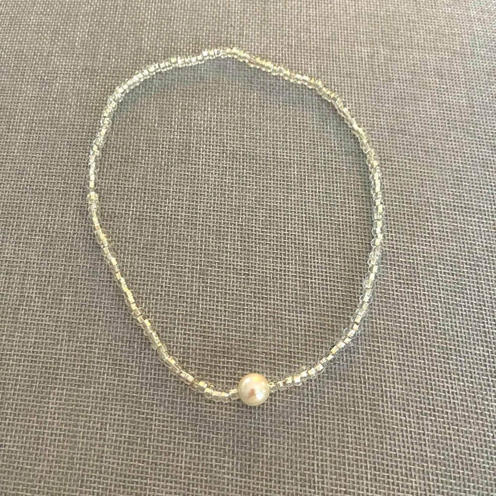 Pearl choker